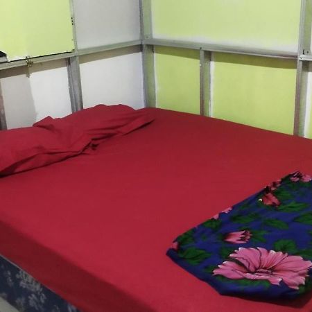 Agus Family Homestay Labuan Bajo Buitenkant foto
